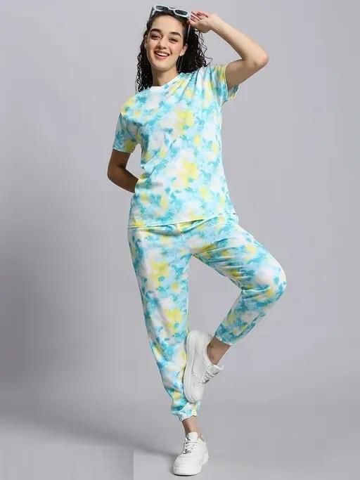 Women’s Tie-Dye Lounge & Nightwear Set – Comfortable T-Shirt & Pyjama